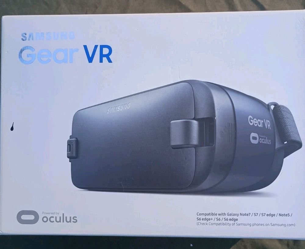 Samsung Gear VR SM-R323 Virtual Reality Headset USB-C Galaxy S6 S7 Edge Note 5
